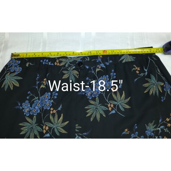 Pendleton Plus Floral Skirt Womens Size 18W Black Lightweight Chiffon Lined - Picture 11 of 14